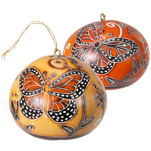 Load image into Gallery viewer, Monarch Butterflies - Gourd Ornament -(provides 9 meals)