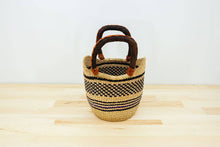 Load image into Gallery viewer, Tote Basket Bag, small (provides 16 meals)