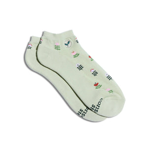 Ankle Socks that Plant Trees (Green Tulips) (provides 6 meals)