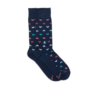 Socks That Find a Cure (Navy Hearts): Medium (provides 6 meals)